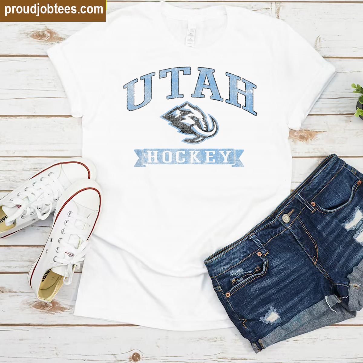 Vintage Hockey White Nhl Officially Licensed Shirt